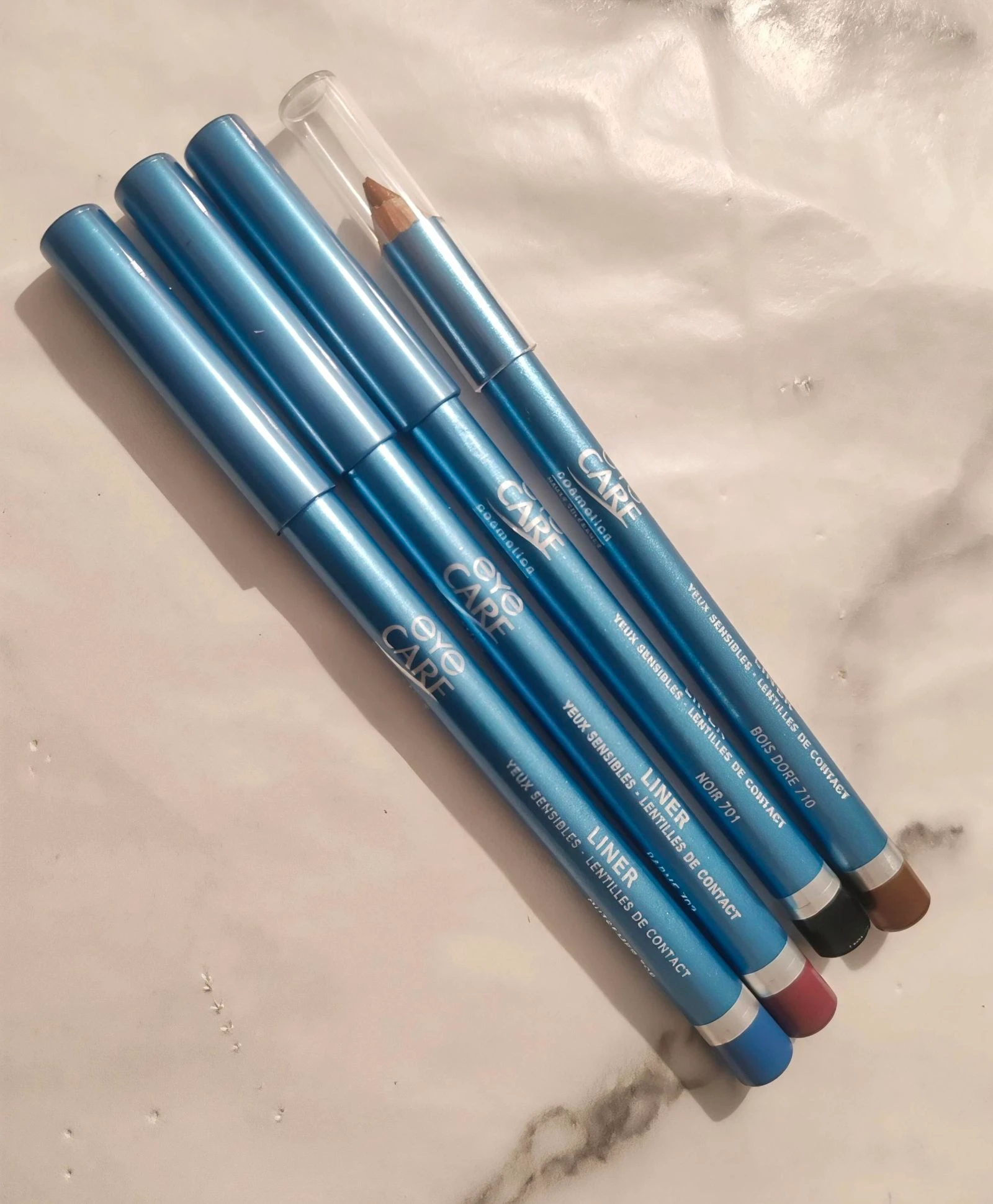 4 crayons liner EyeCare